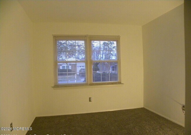 Building Photo - 10 Whitecap Way