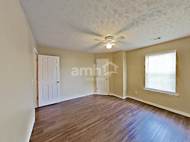 Building Photo - 315 Westminster Dr