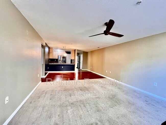 Building Photo - 203 Sturbridge Dr