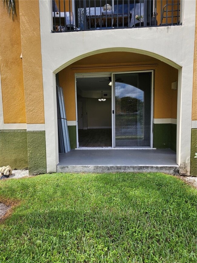 Building Photo - 2301 W Preserve Way