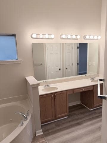 Building Photo - 4852 Ashcroft Dr