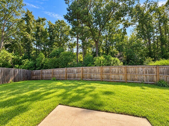 Building Photo - 833 Kirby Ct
