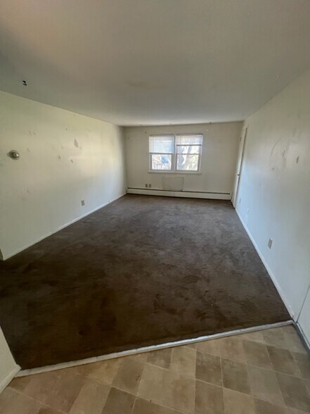 Building Photo - 78 Orchard St