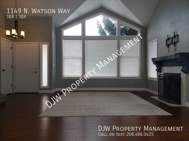 Building Photo - Experience A Modern Lifestyle!!!