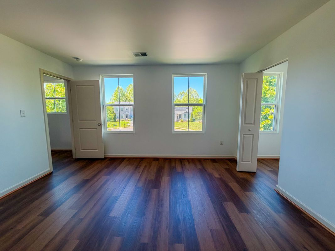 Building Photo - 18133 Scenic Creek Ln