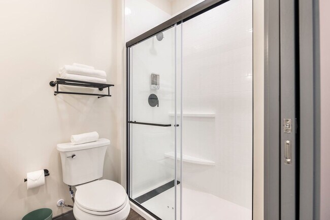 Building Photo - 520 Martin Luther King Jr Blvd