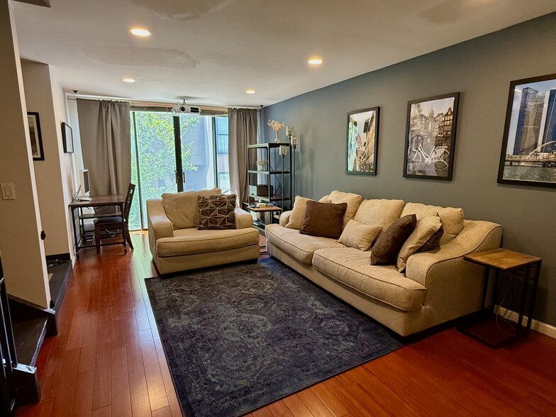 Oversized Living Room with Space for Work Area. - 960 N Pennsylvania St