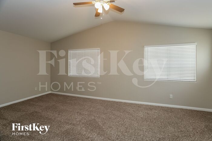 Building Photo - 5723 Breezy Wind Ct