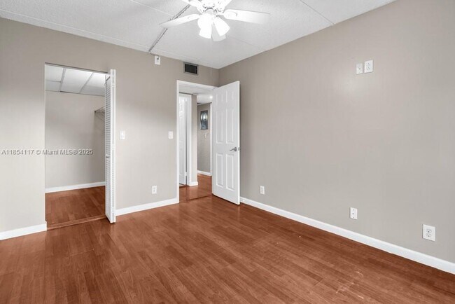 Building Photo - 2200 Springdale Blvd