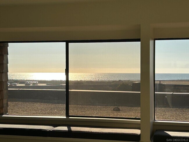 Building Photo - 13024 Caminito del Rocio