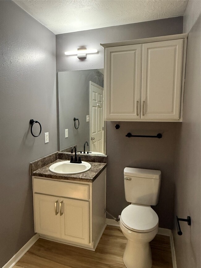 Building Photo - 1205 Thompson St