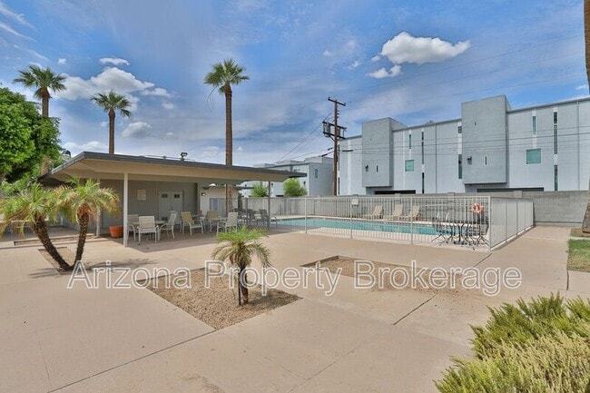 Building Photo - 4358 N 36th St