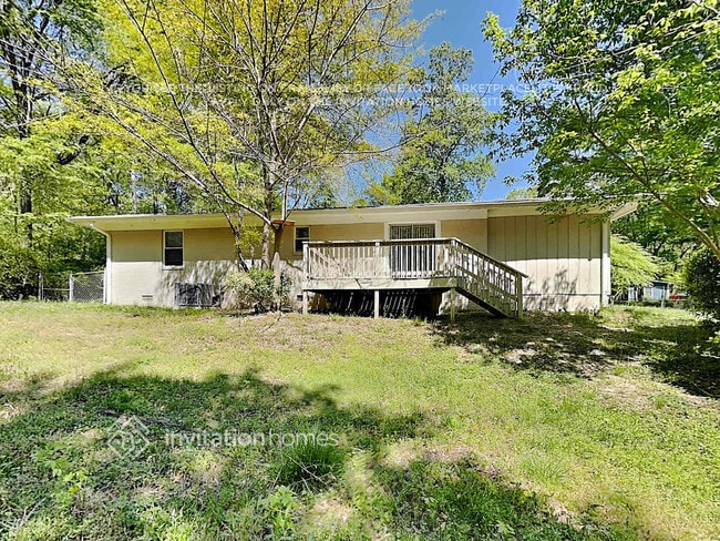 Building Photo - 5950 Community Rd SE
