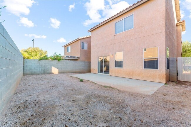 Building Photo - 9412 Plover Falls Ave