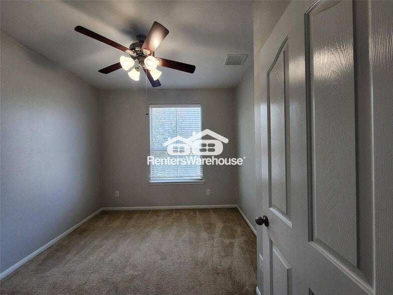 Building Photo - 9346 Valley Tree Ln