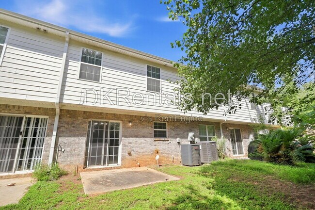 Building Photo - 935 Magnolia Gardens Walk