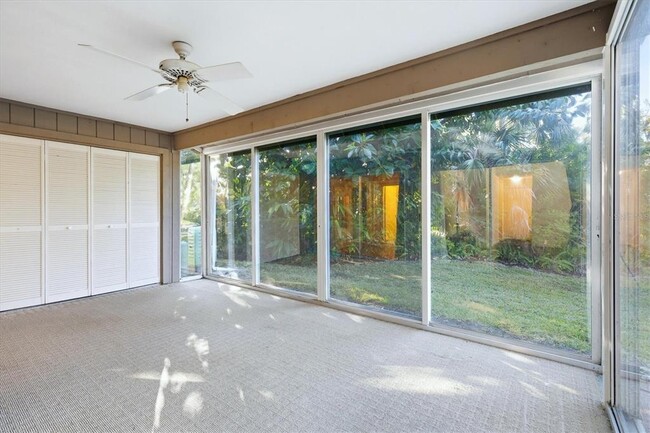 Building Photo - 4819 Village Garden Dr