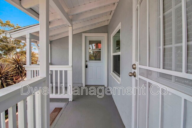 Building Photo - 8075 Lemon Ave