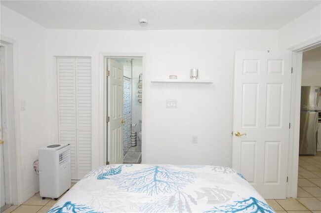 Building Photo - 156 146th Ave