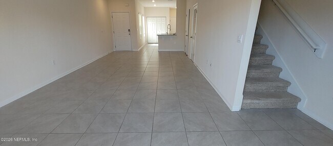 Building Photo - 124 Java Ln