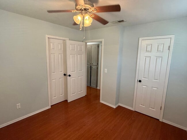 Building Photo - Cute 3 bed, 1 Bath in Central Edmond