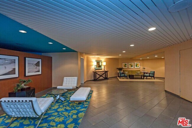 Building Photo - 110 Ocean Park Blvd