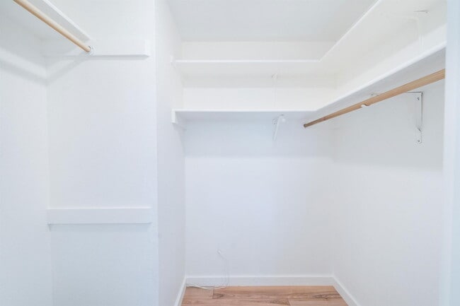 Building Photo - 4707 Alta Loma Dr