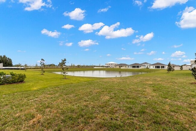 Building Photo - LIKE NEW Home for Rent in Creek Preserve