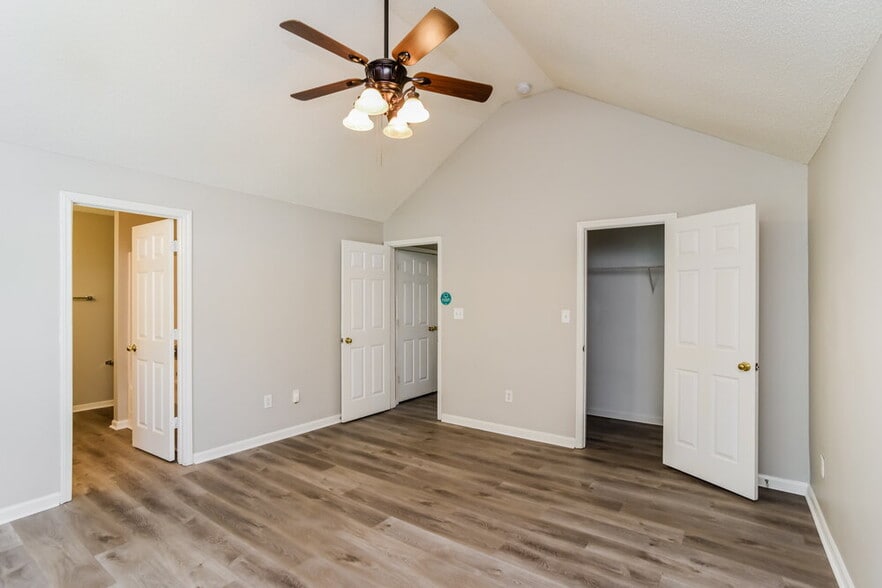 Building Photo - 9530 Bradstreet Commons Way