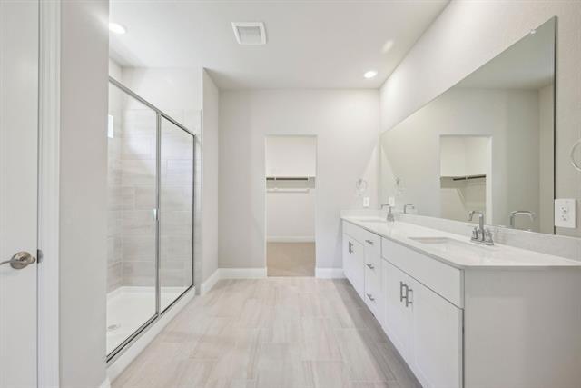 Building Photo - 2208 Palomino Ln