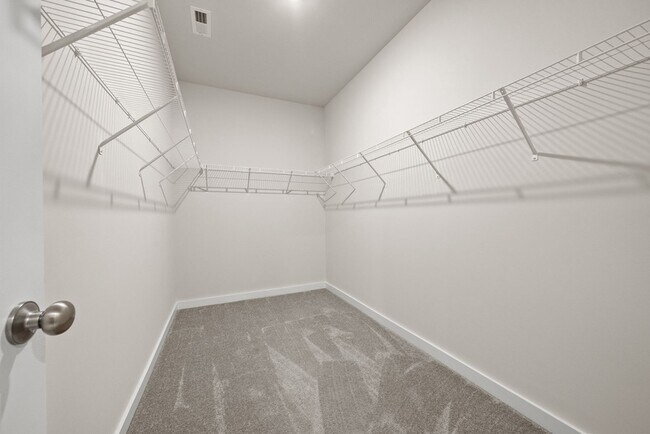 Building Photo - 1145 Ross Farms Blvd