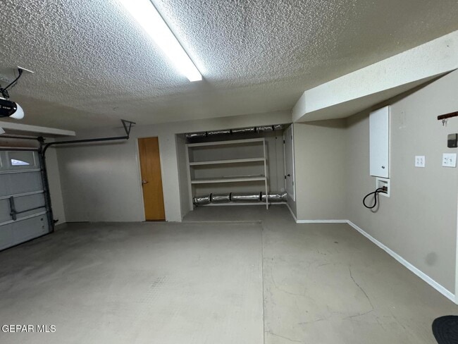 Building Photo - 398 Bentridge Drive