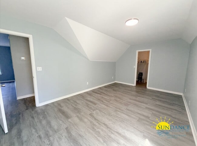 Building Photo - Spacious 4-Bedroom Cul-de-Sac Home Near Eglin AFB & Hurlburt Field!