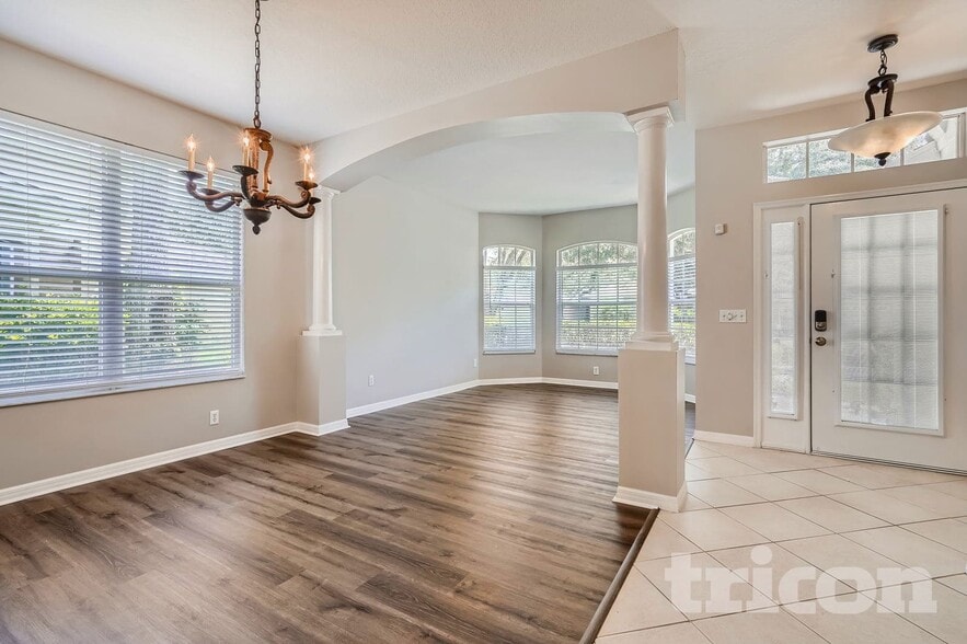 Building Photo - 5555 Burlwood Dr