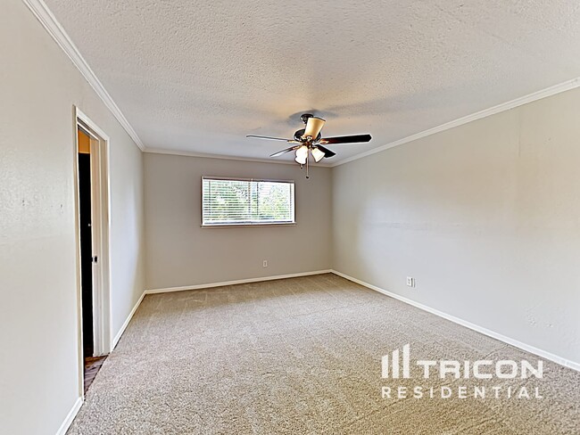 Building Photo - 4137 Salem Dr