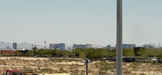 Building Photo - 7550 Quail Rock Ave