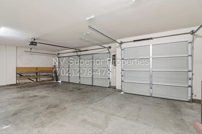 Building Photo - NW!! Single Story!!! 3 Car Garage!!  2 Masters!!! Low Maintenance desert landscape front yard!!  ...