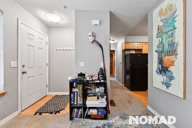 Building Photo - Charming 1BR Condo in Beautiful Boulder (N...