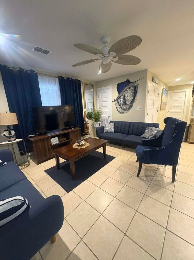 Building Photo - 101 E Capricorn Dr