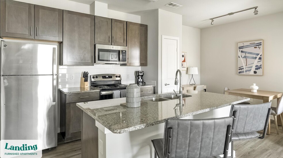 Building Photo - 8200 Clarksprings Dr