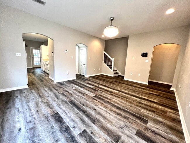 Building Photo - 1311 Treasure Cove