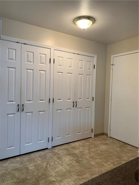 Building Photo - 1001 Grandview Ave