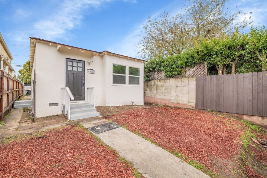 Building Photo - 4078 Alla Rd