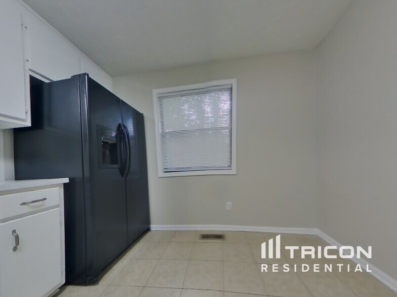 Building Photo - 331 Denae Ct