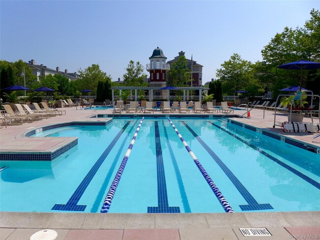 Building Photo - 17 Harbor Pointe Dr