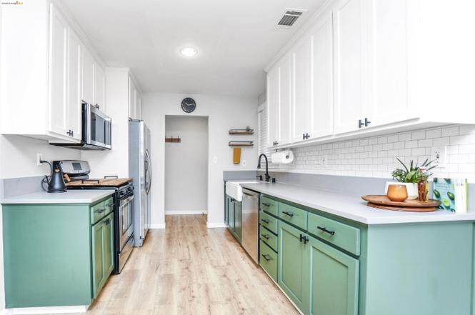 Building Photo - 2419 Erie Dr