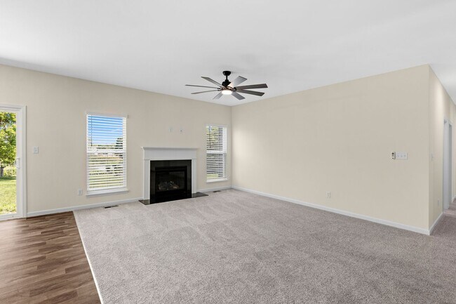 Building Photo - 297 Osprey Ct