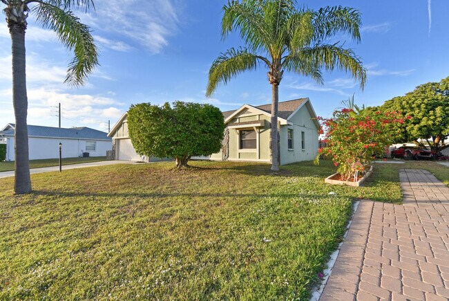 Building Photo - 2883 N Lockwood Meadows Blvd
