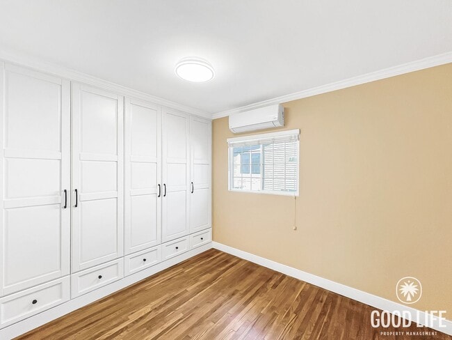 Building Photo - Cozy 2 bedroom, 1 bathroom home in North Park!