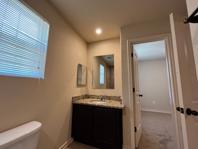 Building Photo - 7011 Micayla Cv